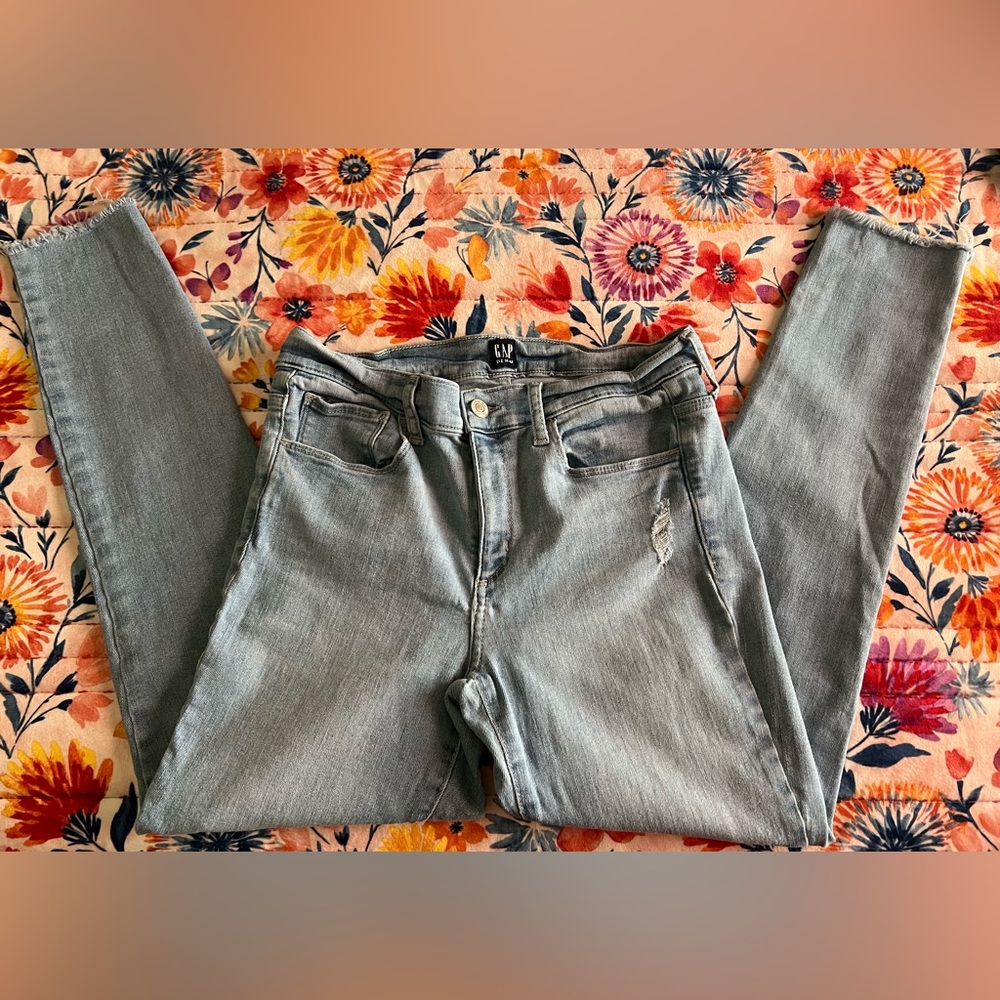 EUC - GAP Women’s Favorite Jeggings (Denim) - Size 8/29